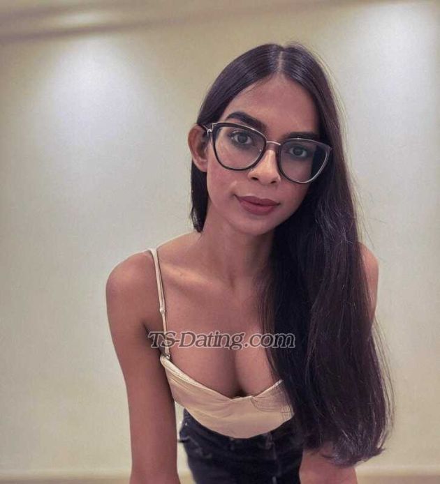 Tanishkaa - Transsexual (Pre-op)