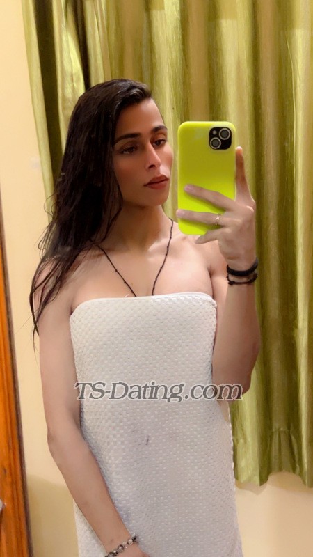 Tansiha singh - Transsexual (Pre-op)