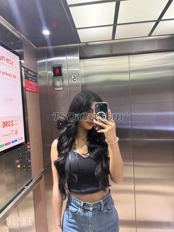 Tonkhaw - Crossdresser
