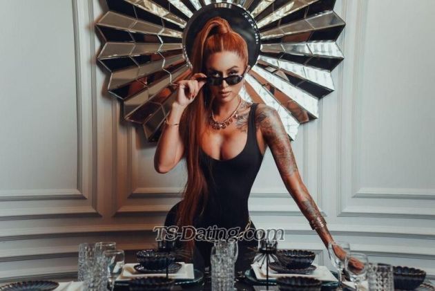 Transexual e - Transsexual (Pre-op)