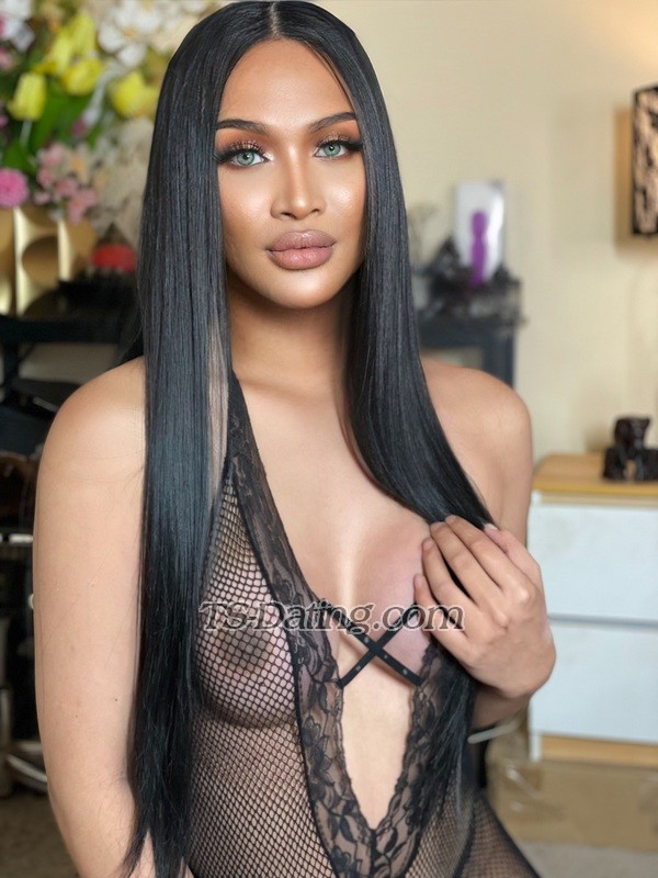 TsMeganxx - Transsexual (Pre-op)