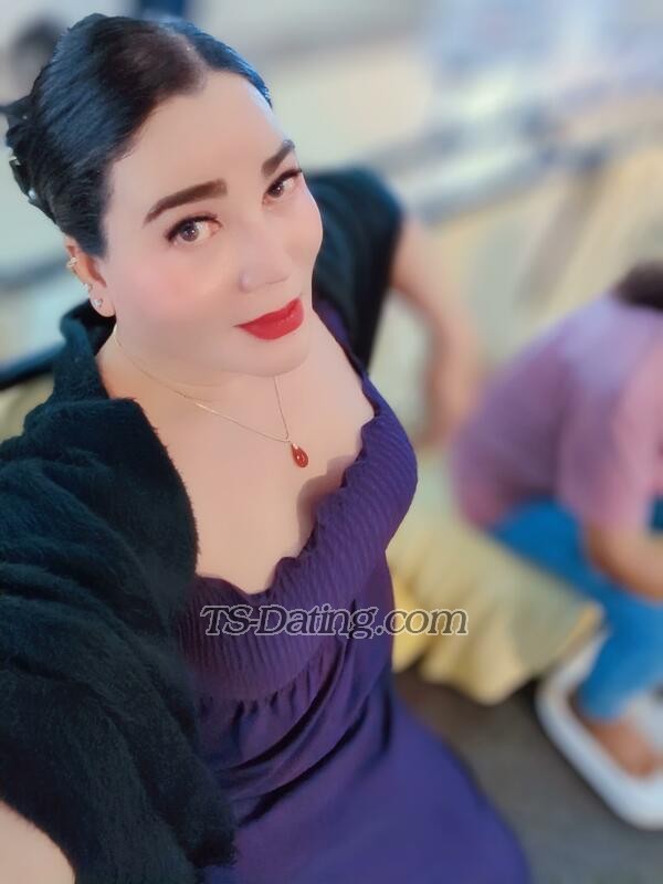 Ts Nawang - Transsexual (Pre-op)