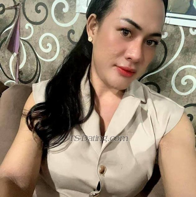 Tsririraja - Transsexual (Pre-op)