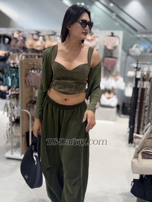 Vaani21 - Transsexual (Pre-op)
