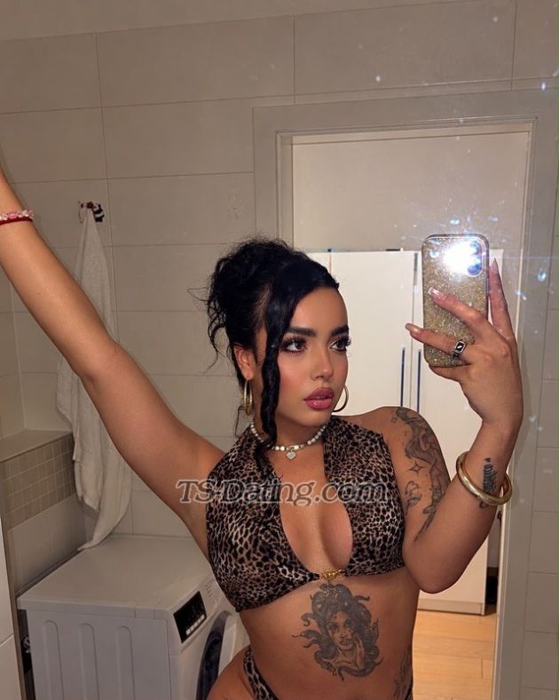 ValenBratz - Transsexual (Pre-op)