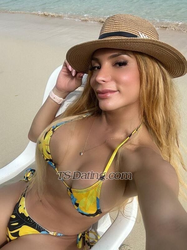 Valentina Smi - Transsexual (Pre-op)