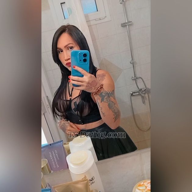 Vic Monteiro - Transsexual (Pre-op)