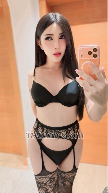 Yaya07884 - Transsexual (Pre-op)