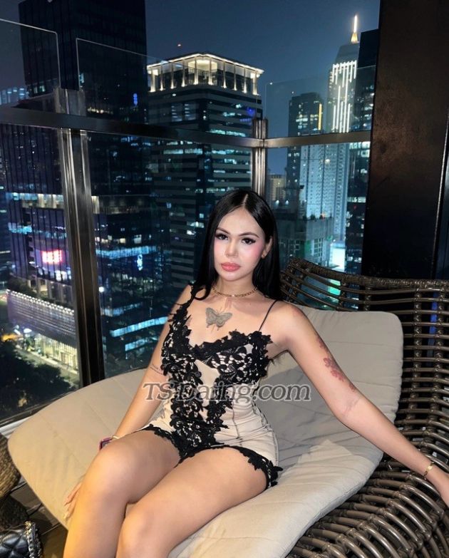 Yumii03 - Transsexual (Pre-op)