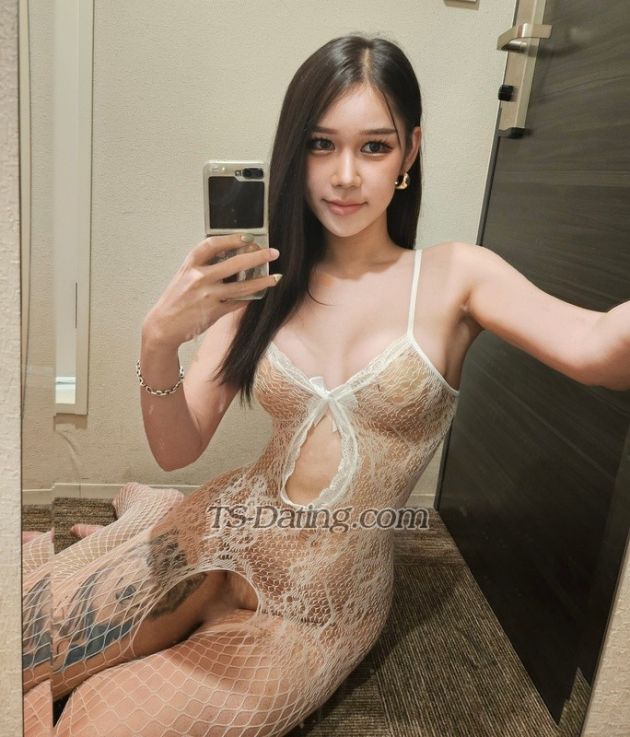 Zonduna - Transsexual (Pre-op)