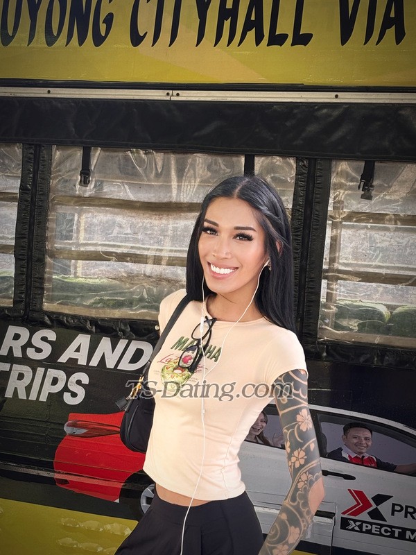 jaihu - Transsexual (Pre-op)