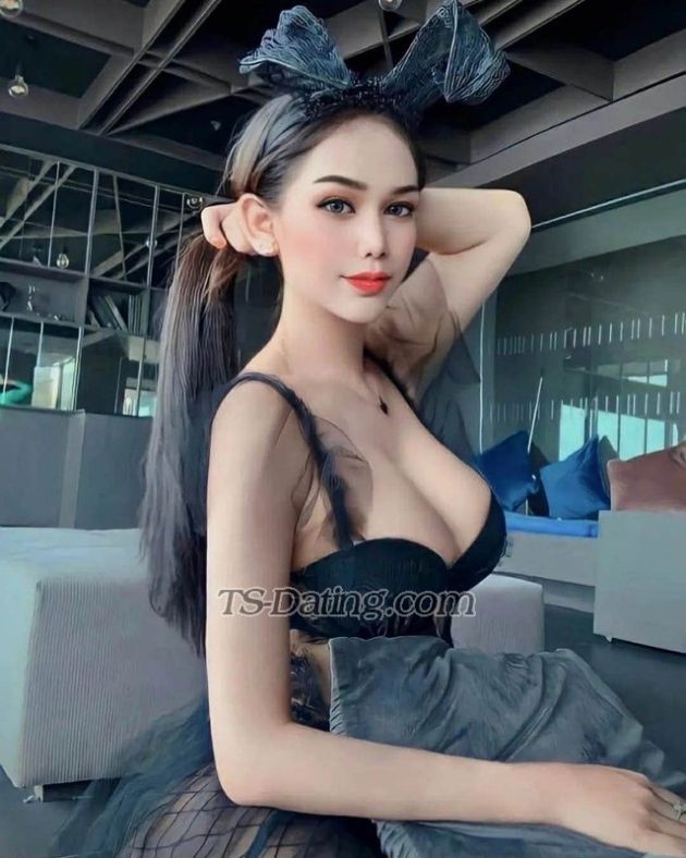 jenniee004 - Transsexual (Pre-op)
