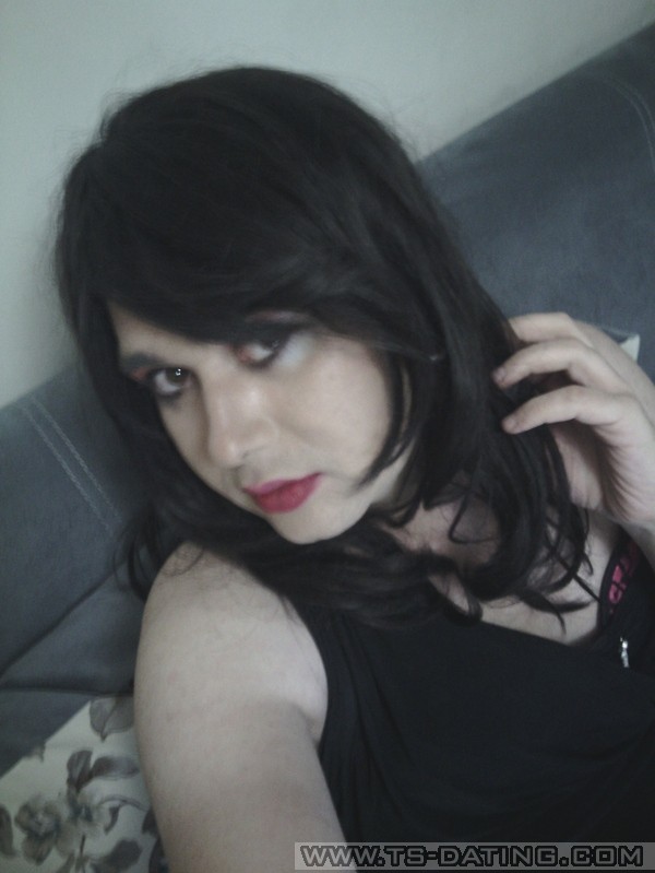 karaleva23 - Crossdresser