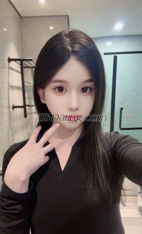 lixinyao520 - Transsexual (Pre-op)