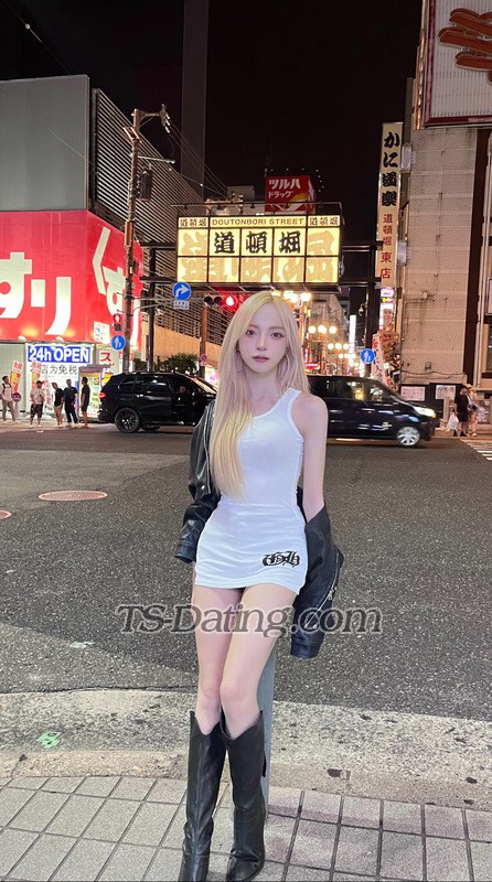 ministella - Transsexual (Pre-op)