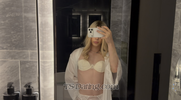 missmelania - Transsexual (Pre-op)
