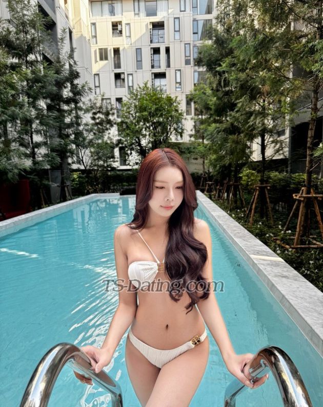 ployrin - Transsexual (Pre-op)