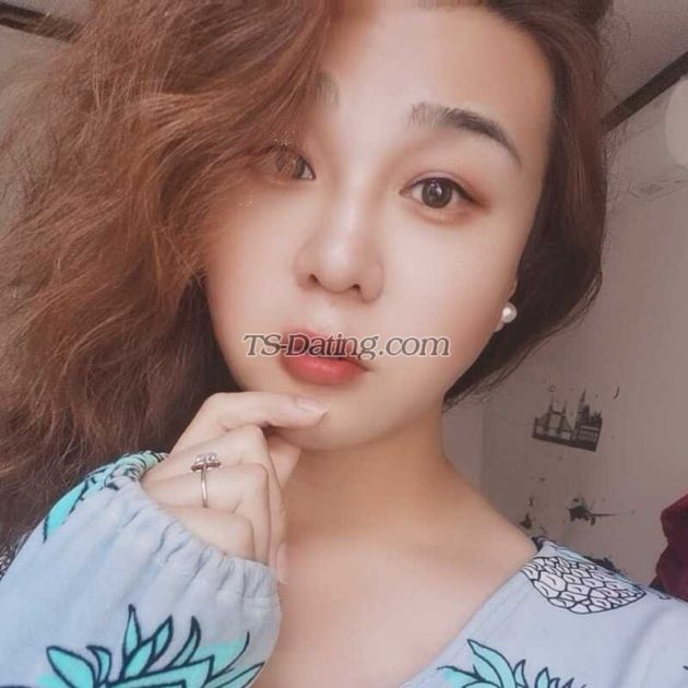 qian duoduo - Transsexual (Pre-op)
