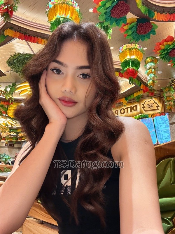 ts Shia - Transsexual (Pre-op)