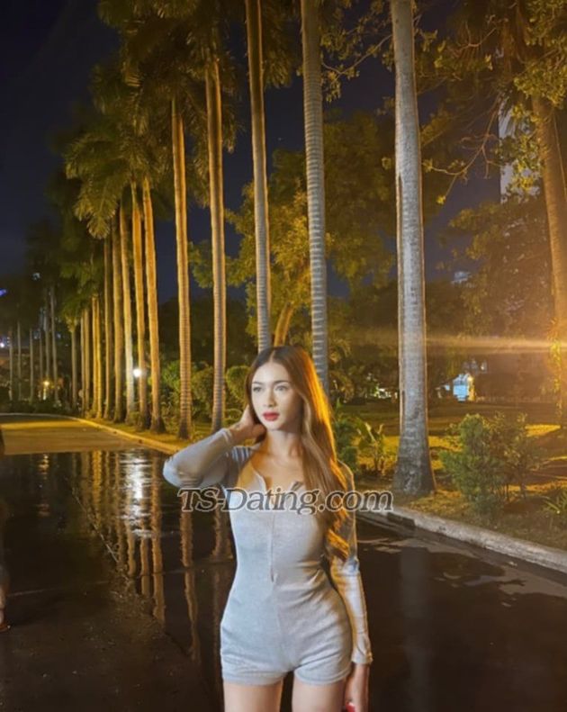 urasiansexy0 - Transsexual (Pre-op)