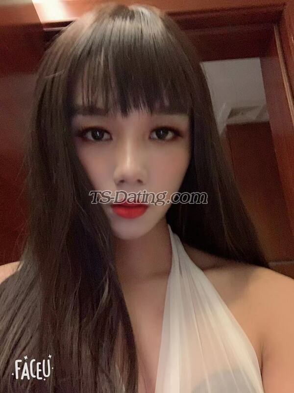 xiaoxuer - Transsexual (Pre-op)