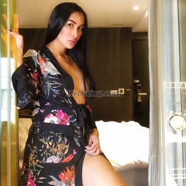yarie21 - Transsexual (Pre-op)