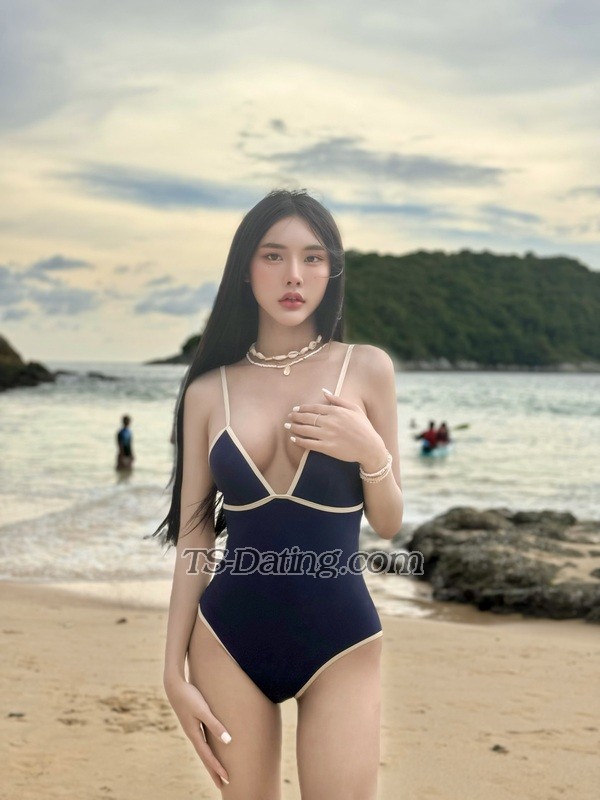 yoojin - Transsexual (Pre-op)