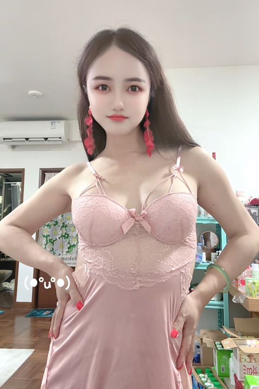 weidaojingjin - Transsexual (Pre-op)